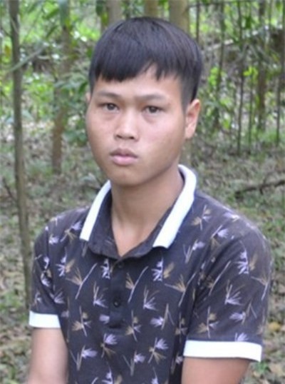 Bé gái lớp 8 bị khống chế, đưa vào vườn keo hãm hiếp