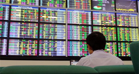 Thao túng cổ phiếu, một nhà đầu tư bị phạt 550 triệu đồng