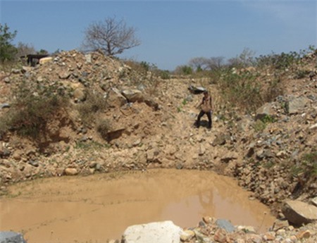 Người dân trình báo phát hiện 'kho báu' ở Bình Thuận