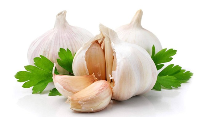 Những người không nên ăn tỏi