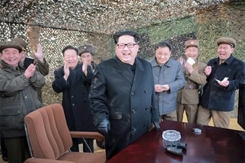 Liên Hợp Quốc trừng phạt Triều Tiên: Ba người mừng, ba kẻ lo 