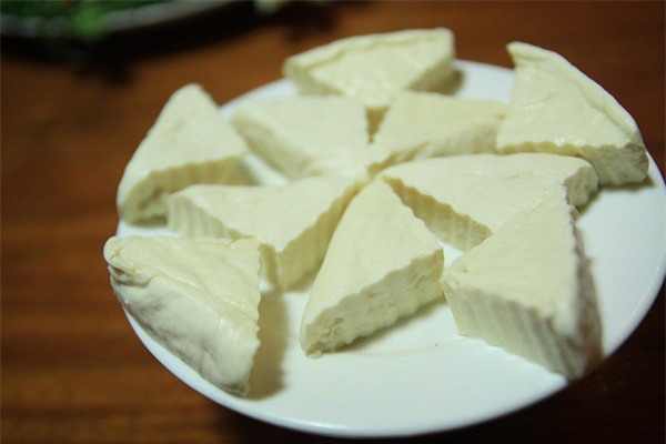 Lý do không nên ăn đậu phụ quá 2 bữa trong tuần