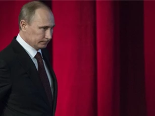 Phương Tây áp lệnh trừng phạt Tổng thống Putin, Nga giận dữ