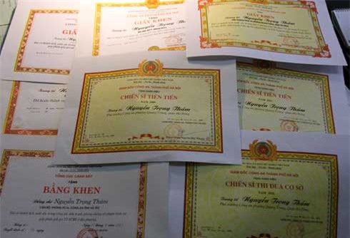 Thủ tướng Chính phủ yêu cầu tránh khen thưởng kiểu hình thức