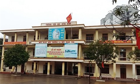 Đình chỉ công tác thầy giáo bị tố sàm sỡ nhiều bé gái lớp 3