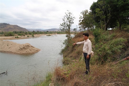 Đi tắm suối, hai nữ sinh lớp 7 đuối nước chết thương tâm