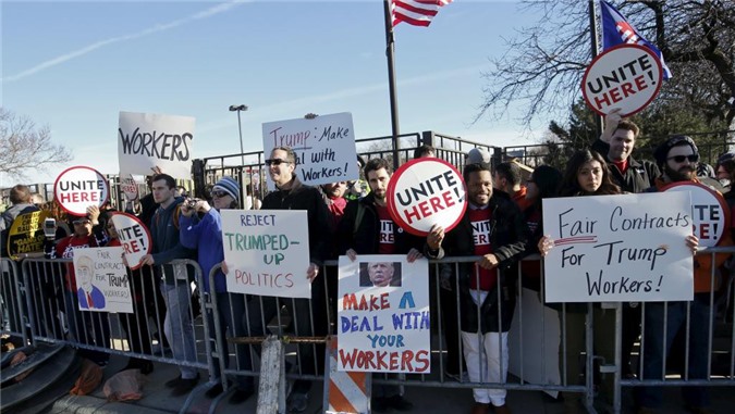 Bầu cử Mỹ: Donald Trump hủy mít tinh ở Chicago để tránh bạo động