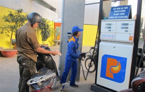 Doanh nghiệp xăng dầu thu lãi hàng nghìn tỷ nhờ chênh lệch thuế?