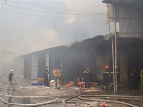 Hưng Yên: Cháy lớn tại KCN Phố Nối A