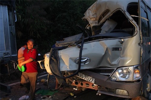 Thông tin mới vụ tai nạn trên đèo Bảo Lộc, 6 người thương vong