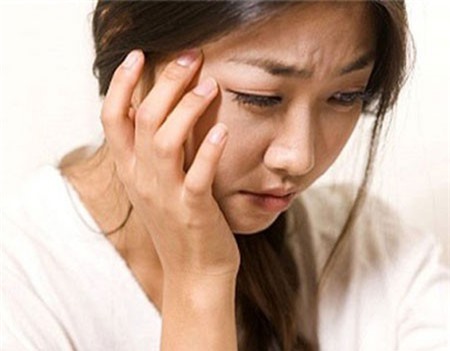 Bi hài chuyện vợ ghen với... gà