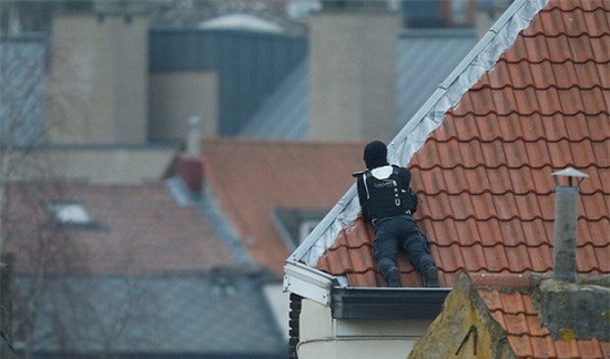 Bỉ đột kích tiêu diệt thêm một nghi phạm vụ khủng bố Paris