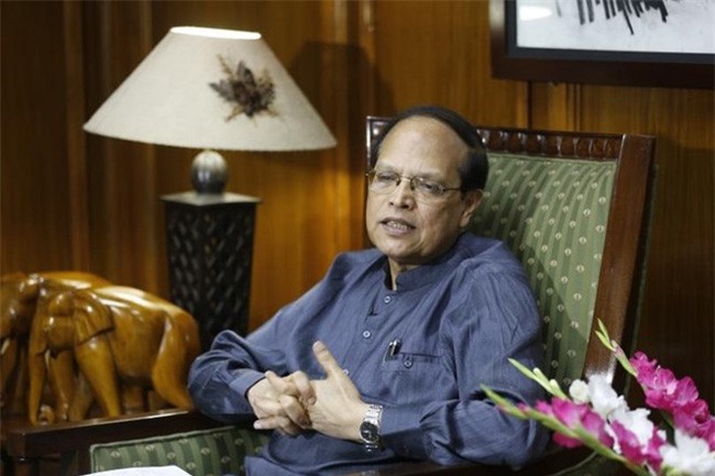 Để thất thoát 81 triệu USD, Thống đốc ngân hàng trung ương từ chức