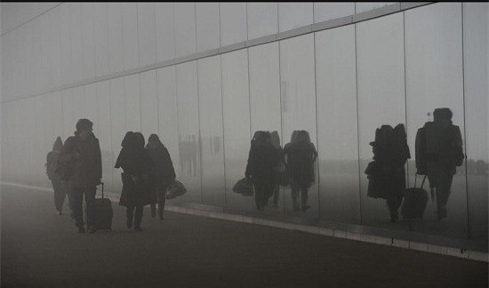 Trung Quốc duy trì cảnh báo vàng về ô nhiễm không khí