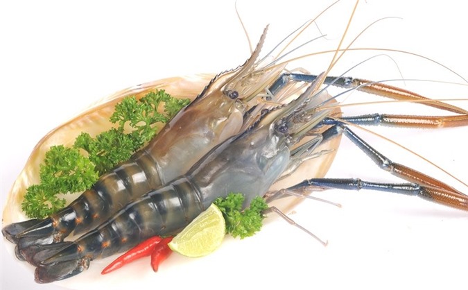 Điểm mặt "thủ phạm" khiến làn da chị em "chi chít mụn"