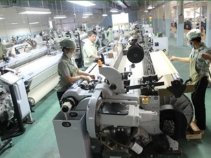Xử lý nghiêm việc mua bán máy móc cấm nhập khẩu