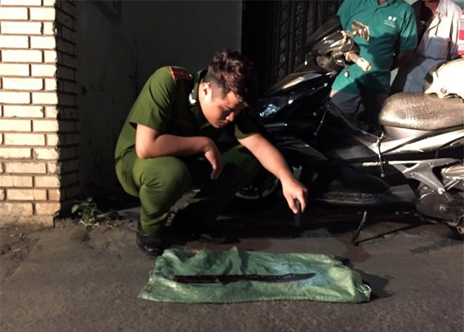 Lại thêm một vụ thanh niên bị chém đứt lìa tay ở Sài Gòn