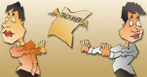 Vụ xăng dầu móc túi dân ngàn tỷ: Bộ nào "dám" đứng ra chịu trách nhiệm !