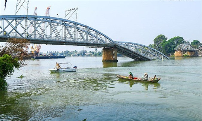 Sập cầu Ghềnh: Thông tin mới nhất