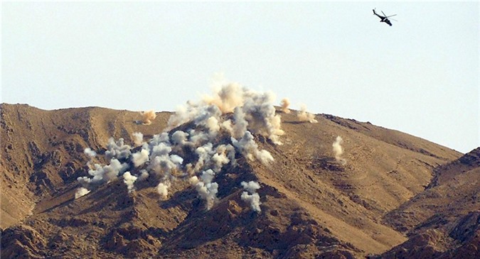 Bị bao vây, đặc nhiệm Nga gọi máy bay ném bom cùng chết với IS