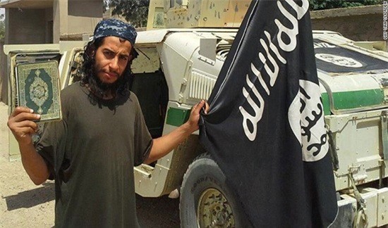 Lệnh truy bắt ít nhất 8 nghi phạm tấn công Brussels đang lẩn trốn 