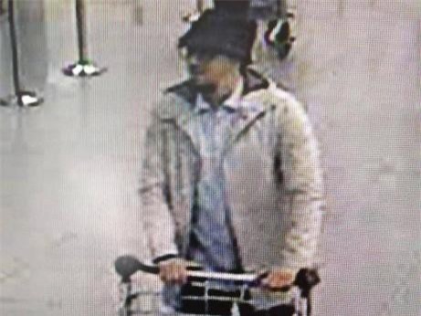 Bỉ bất ngờ phóng thích kẻ tình nghi đánh bom tại Brussels