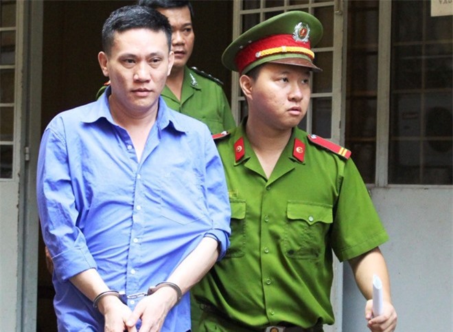 "Chân dài" trong đường dây bán dâm nghìn USD lĩnh án