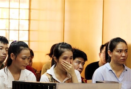 Đường dây người mẫu, diễn viên bán dâm giá nghìn USD lãnh án