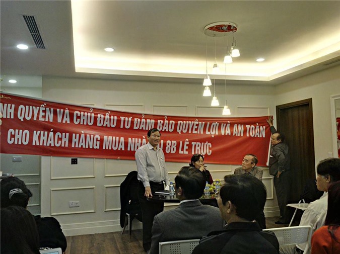 Cư dân 8B Lê Trực: ‘Họ đã không đếm xỉa đến chúng tôi khi xử lý tòa nhà’