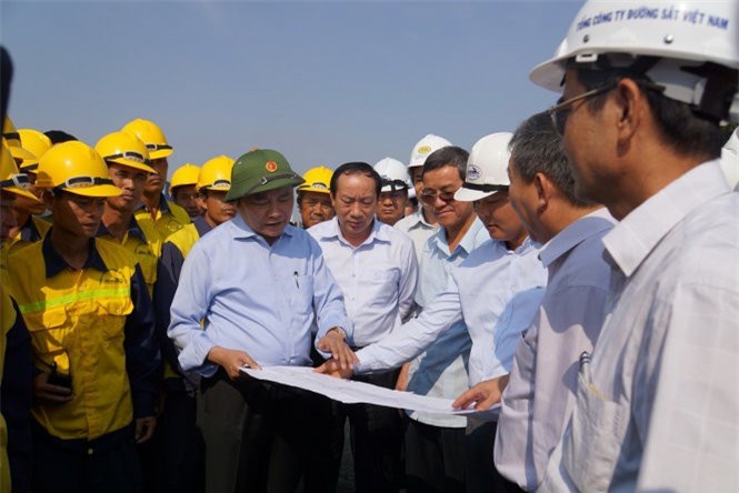 Sập cầu Ghềnh: Phó Thủ tướng trực tiếp chỉ đạo khắc phục