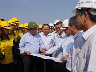 Sập cầu Ghềnh: Phó Thủ tướng trực tiếp chỉ đạo khắc phục