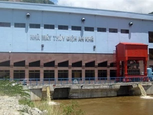 Yêu cầu báo cáo Chính phủ về “công trình sai lầm thế kỷ' trước 15/4