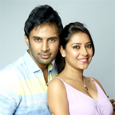 "Cô dâu 8 tuổi" tự tử, bạn trai quá sốc phải nhập viện