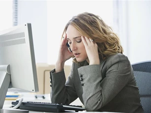 Dân văn phòng và những căn bệnh rình rập