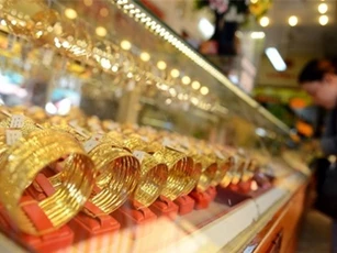 Giá vàng hôm nay (4/4): Vàng SIC giảm 20.000 đồng/lượng