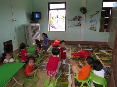 Bé gái 2 tuổi ngã chấn thương sọ não tại nhà trẻ không phép