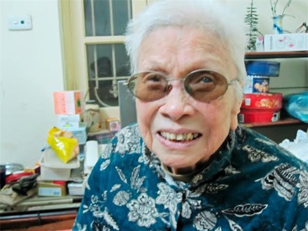 Nữ y tá cứu chữa cho Thượng Nghị Sĩ John McCain đã qua đời