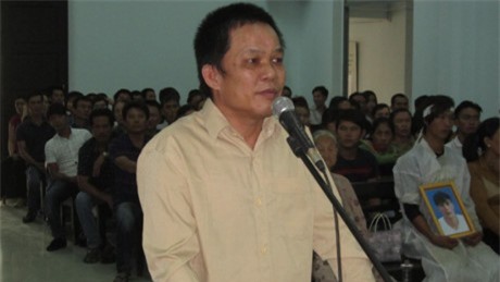 Chủ quán đâm chết người vì 2 con bạc tranh nhau 10.000 đồng