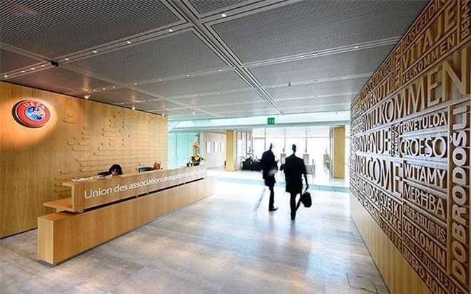 "Hồ sơ Panama": Liên đoàn Bóng đá châu Âu UEFA bị khám xét