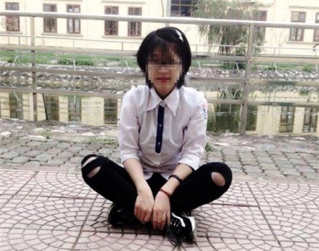 Nữ sinh lớp 11 uống thuốc diệt cỏ tìm cái chết sau khi bị cha mắng