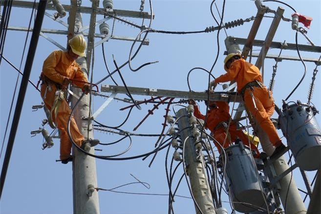 Nhiều công trình điện 'khủng' được đưa vào vận hành trong tháng 4