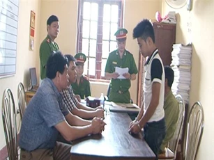 Quảng Bình: Học sinh lớp 9 dùng dao đâm chết bạn