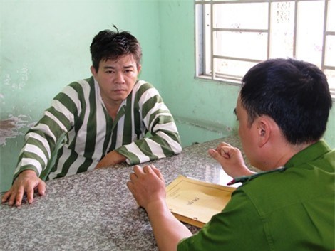 Em trai lỡ tay giết anh trai trong cơn bực tức