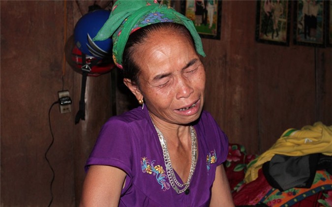 Vụ ngạt khí 4 người tử vong: Mẹ già đau xé ruột đón 3 con trai