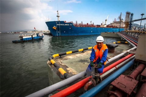 'Đại gia' năng lượng Nhật Bản mua 8% cổ phần Petrolimex