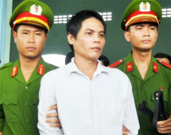 Biến thành kẻ sát nhân sau khi hay tin anh trai bị đánh