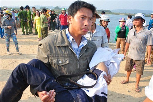 Thủ tướng Nguyễn Xuân Phúc chỉ đạo khắc phục hậu quả vụ học sinh đuối nước