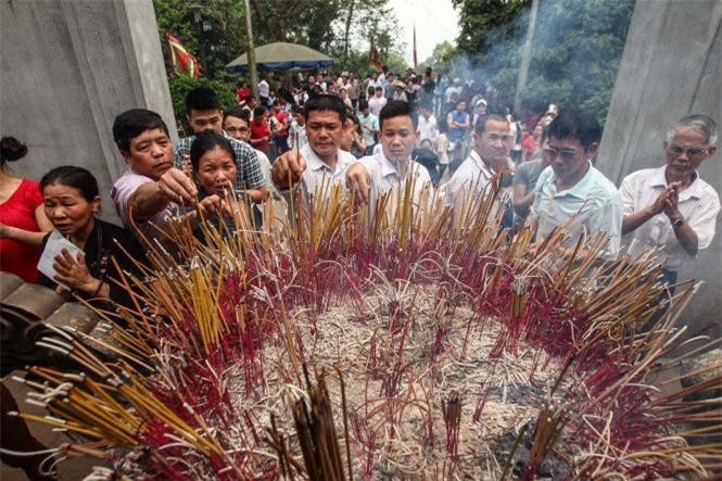 Giỗ Tổ Hùng Vương 2016: 7 triệu lượt người hướng về cội nguồn dâng hương 