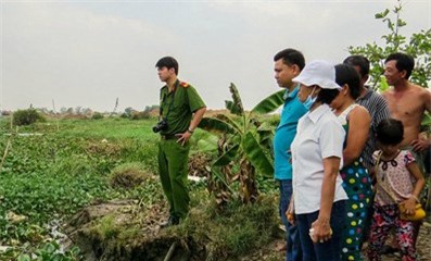 Kinh hoàng phát hiện xác chết trôi sông khi đang câu cá