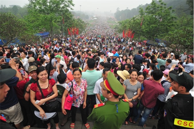 Giỗ Tổ Hùng Vương - Lễ hội Đền Hùng đón 8 triệu lượt khách